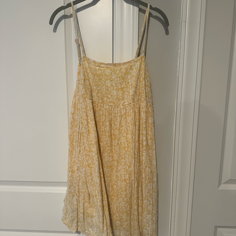American Eagle Yellow Floral Dress
